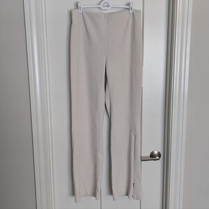 Lululemon Softstreme Ribbed Zip Leg 34" Pant - Off White sz 12